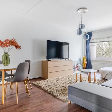 Easypass Aparthotel 3*